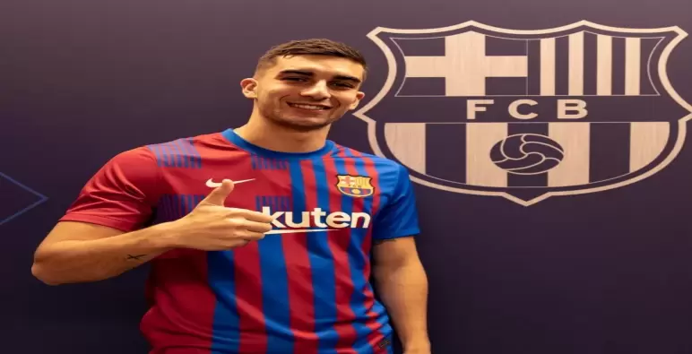 شاب جديد في كتيبة تشافي.. فيران توريس لاعباً في برشلونة حتى 2027